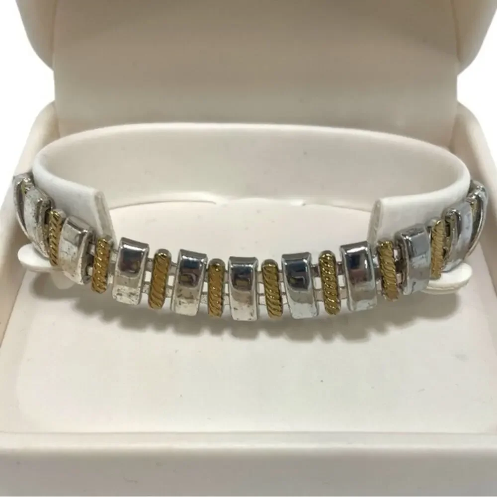 Vintage unmarked gold silver bracelet costume jewelry